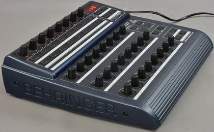 Behringer-BCR2000 B-Control Rotary USB MIDI